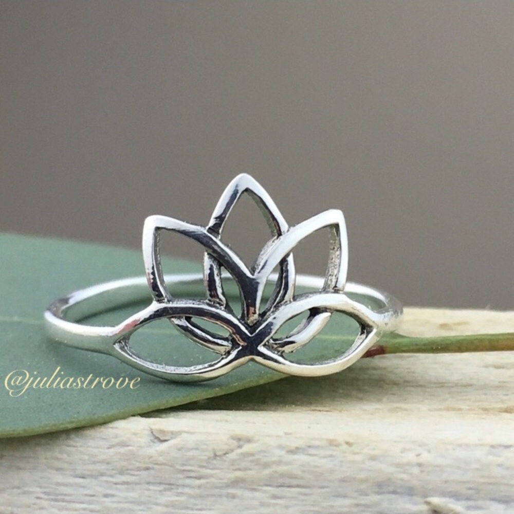925 Lotus Flower Sterling Silver Ring NEW Size 7